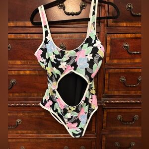 Floral Cutout One-Piece Swimsuit XL